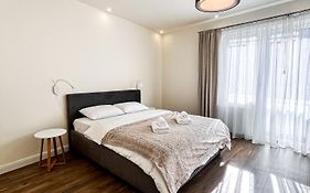 La Teatru - 2Bd Apartment Near Theatre And Old Town